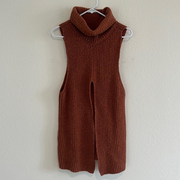Free People Burnt Orange Lambs Wool Blend Sleeveless Turtleneck Sweater - Picture 3 of 7